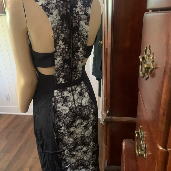 Nicole Miller Artelier Dress - Picture 3 of 4